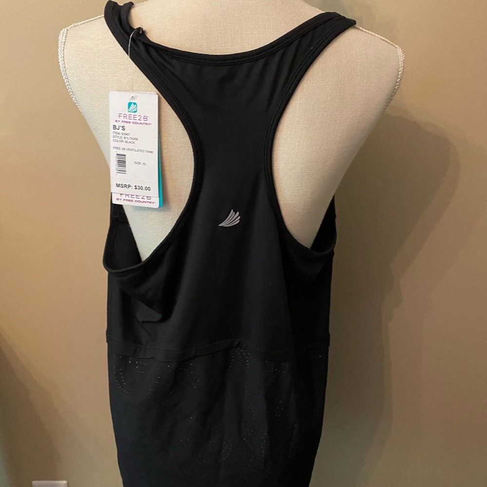 NWT Free Country Free2B black ventilated tank, XL